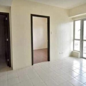 1 BR Unfurnished Condo For Rent in The Rochester, Pasig | PostAds PH