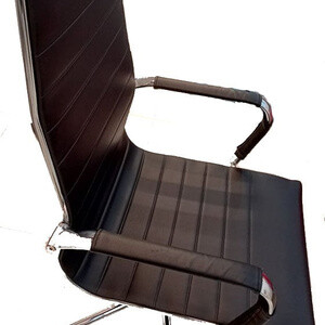 High-back Office Chair / Office Partition / Office Furniture | PostAds PH