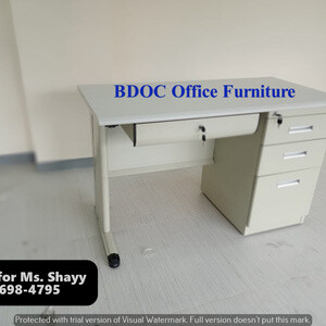 Free-standing Tables / Office Partition / Office Furniture | PostAds PH