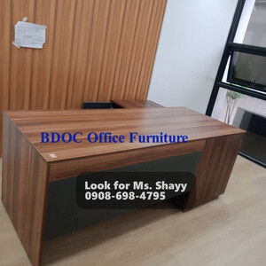 Executive Table / Gang Chair / Office Partition / Office Furniture | PostAds PH