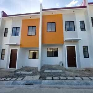 3.3M PUYO DAYON NO DOWNPAYEMNT Townhouse and Lot in La Bellezah Home | PostAds PH