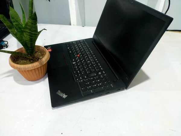 Lenovo ThinkPad E585 Ryzen 5 2500 / 8GB / 256GB