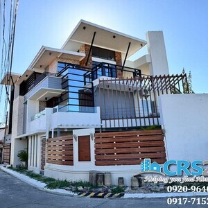 5 Bedroom House with Swimming Pool in Lapu-Lapu, Cebu | PostAds PH