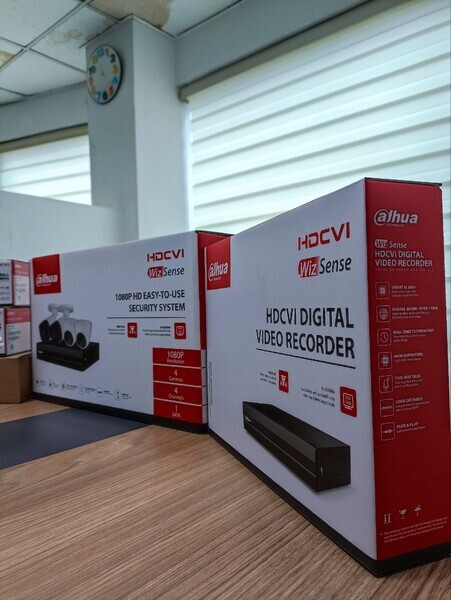 (CCTV SET)   HDCVI Kit 1080P