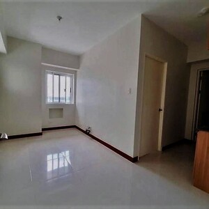 Condo Unit For Rent - 10th Floor at Brio Tower | PostAds PH