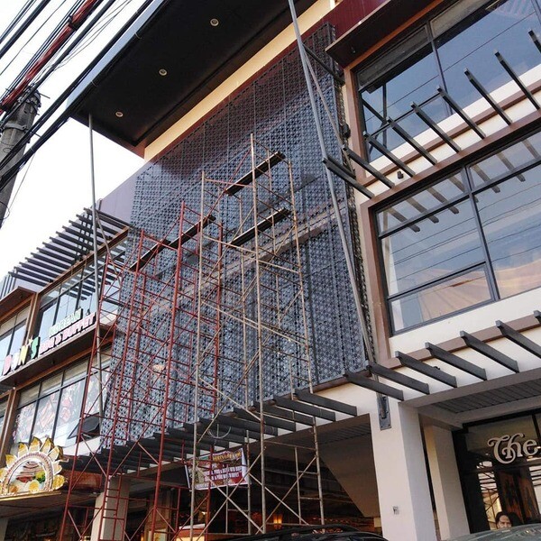 Residential house construction projects, commercial land development an
