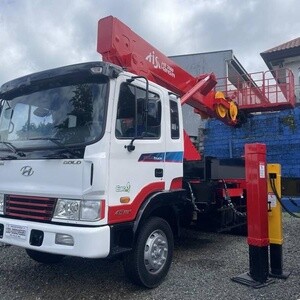 For sale: Hyundai 35 Meters Man Lift Truck | PostAds PH