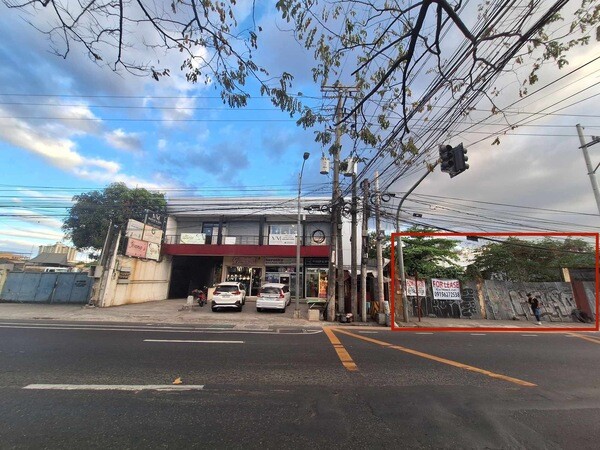 Commercial Space For Lease at Congressional, QC