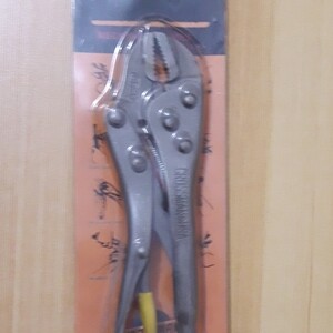 Pliers 7 inch Vice Grip with Wire cutter. | PostAds PH