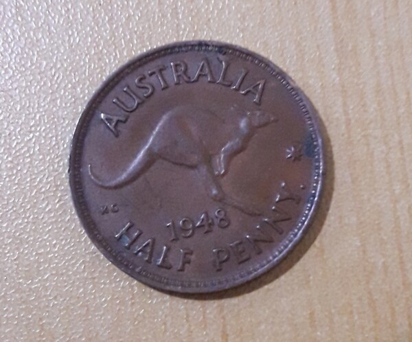 Australia King George VI and Kangaroo 1948 Coin.
