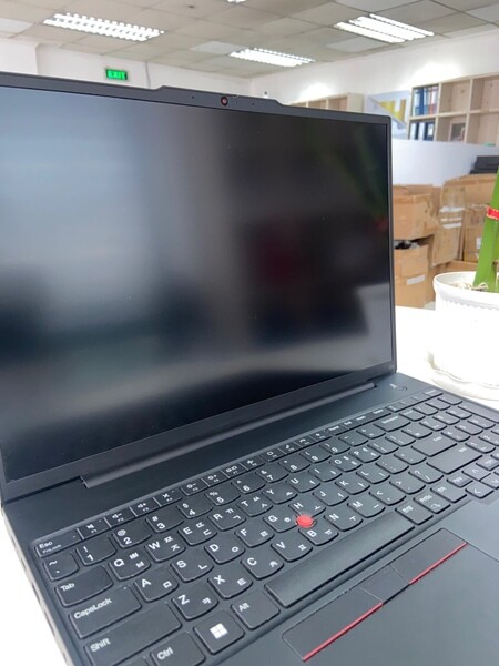 Laptop Lenovo Thinkpad E16 G1 (Kor Variant)