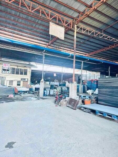 8,114 SQM Lot with Warehouse in Tabok Mandaues