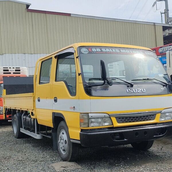 Isuzu Elf NPR Double Cab Wide 14ft