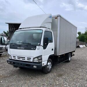 15ft Closedvan with powertailgate NPR | PostAds PH