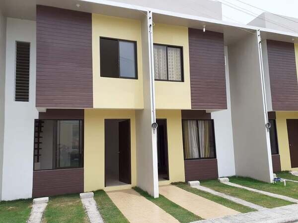 3.7M 2 Storey Townhouse in Sunberry Homes Sudtunggan Lapu-lapu