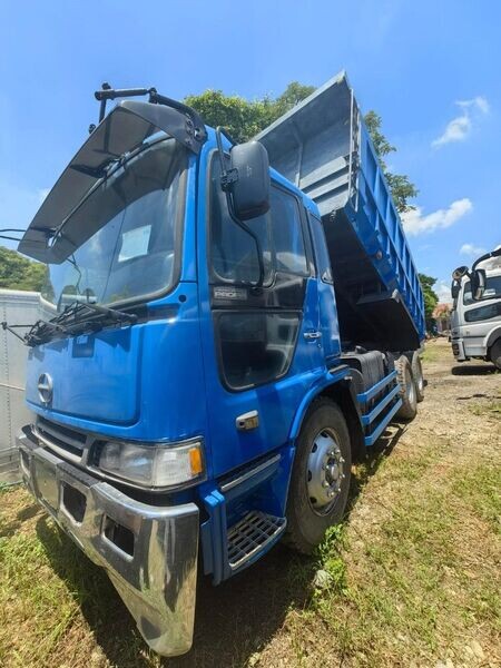 HINO DUMPTRUCK HIGHSIDE