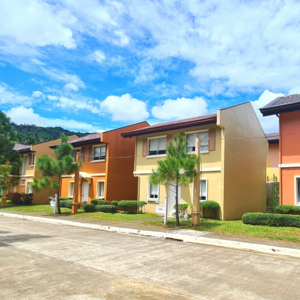 5BR HOUSE CEBU CITY IDEAL FOR RETIREMENT, COOL AMBIANCE | PostAds PH