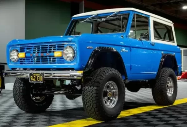 1969 Ford Bronco 5-Speed