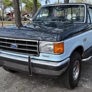 1987 Ford F-150 XLT Lariat 4×4 | PostAds PH
