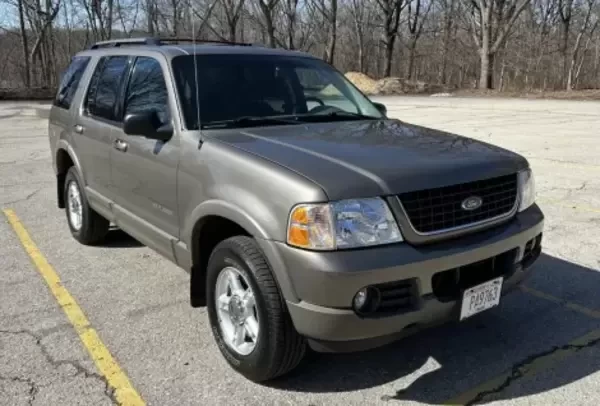 One-Family-Owned 2002 Ford Explorer XLT 4×4