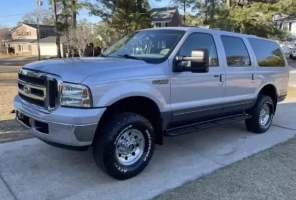 2001 Ford Excursion XLT V10 4×4