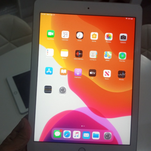 APPLE iPAD 9.7 "6th GEN" | PostAds PH