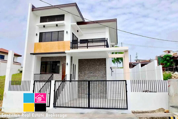 House and Lot with Balcony For Sale at Talisay City Cebu