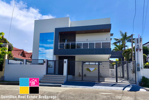 Modern House and Lot for Sale in Royale Estate Consolacion Cebu
