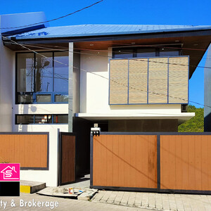 Talisay City Cebu 3 Storey House and Lot For Sale | PostAds PH
