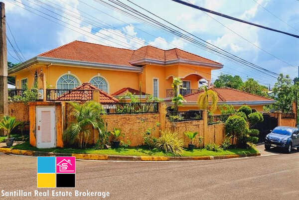 House and Lot with Garden For Sale at Talamban Cebu City