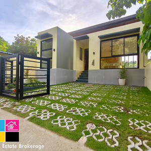 Modern Overlooking House in Casili Consolacion Cebu | PostAds PH