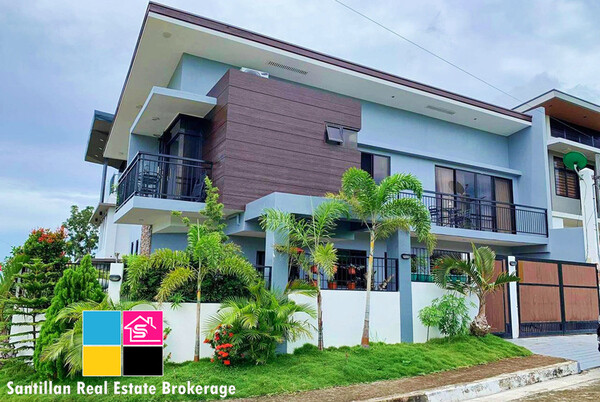 For Sale House and Lot with Overlooking View in Vista Grande Talisay Ce