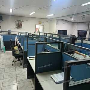 TWO TONE WORKSTATION WITH GLASS DIVIDER , OFFICE PARTITION, & FURNITURE | PostAds PH