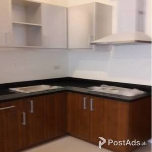 Front House and Lot near MRT 7 Quezon City | PostAds PH