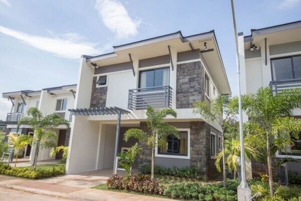 4BR Abria Single Attached Alegria Residences Marilao Bulacan