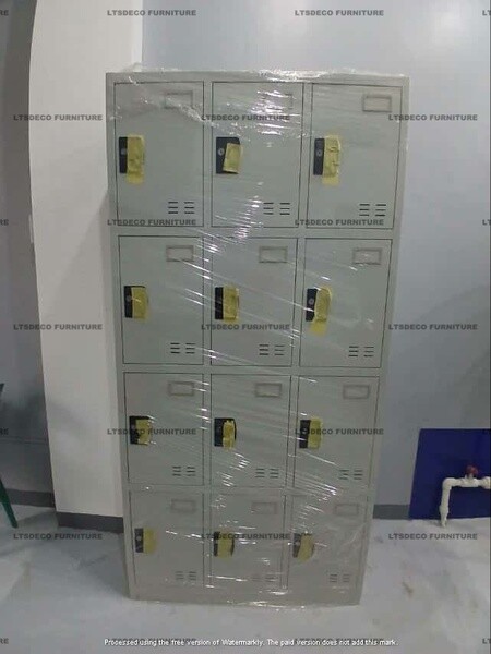 STEEL LOCKER OFFICE PARTITION