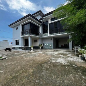 Overlooking Fully Furnished House and Lot with Roof Deck in Linao Talis | PostAds PH