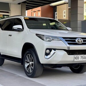 2016 Toyota Fortuner 4x2 V A/T Diesel | PostAds PH