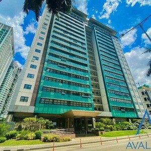 124 SQM 3BR CONDO FRONTING AYALA MALL CEBU CITY | PostAds PH