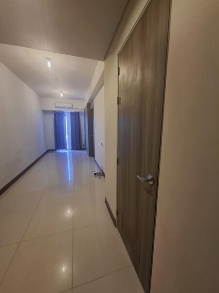 Semi Furnished 1 Bedroom Condo Unit For Rent - Unit 3317 at Coast Residences