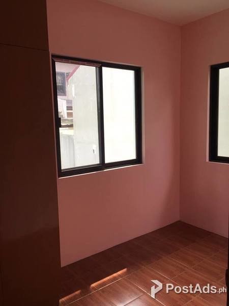 Single House in Guadaloupe St Greenview Exec Village Quezon City