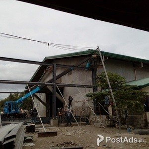 Crane and other heavy equipment | PostAds PH