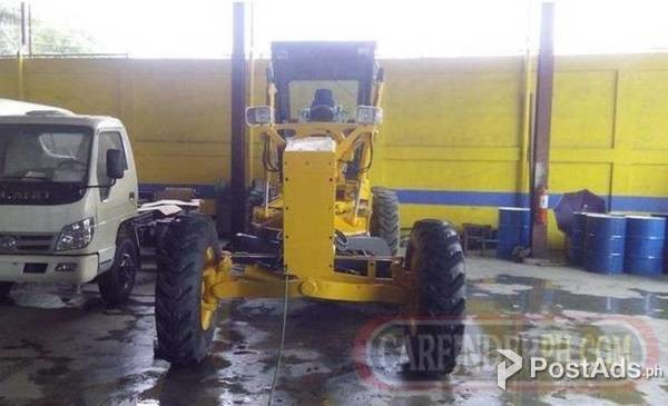 PT-130 Motor Grader with ripper, Engine: Cummins 6BT5.9 12 FT