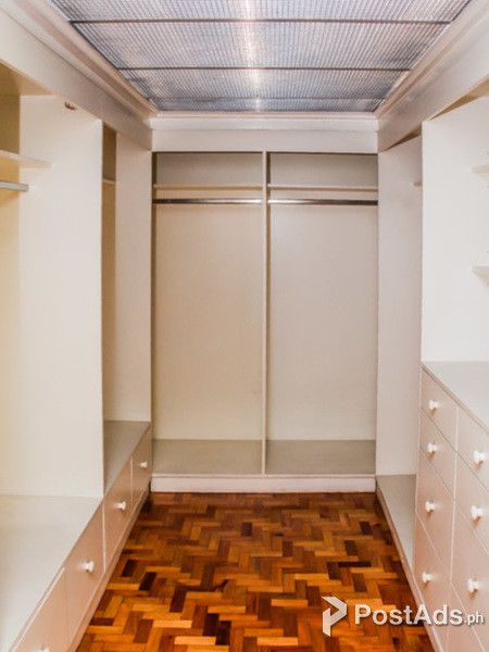 3 Bedrooms, Unfurnished condo in Pacific Plaza