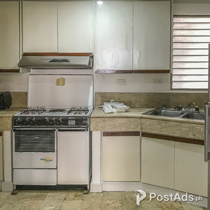 3 Bedrooms, Fully Furnished condo in Le Metropole | PostAds PH