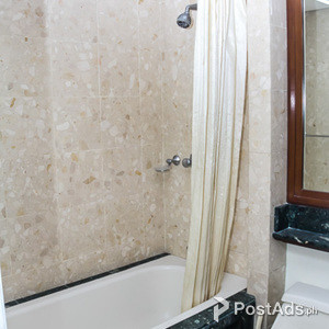 Studio, Fully Furnished condo in Amorsolo Square | PostAds PH