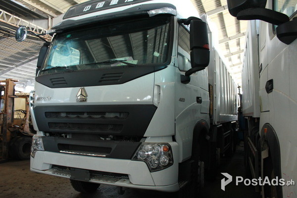 HOWO A7 12 Wheeler Dump Truck 420hp 30 cubic EURO 4
