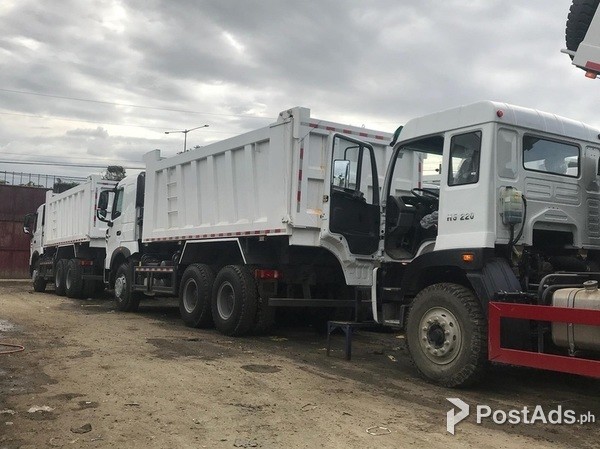 HOWO A7 10WHEELER DUMP TRUCK 20CUBIC 380HP