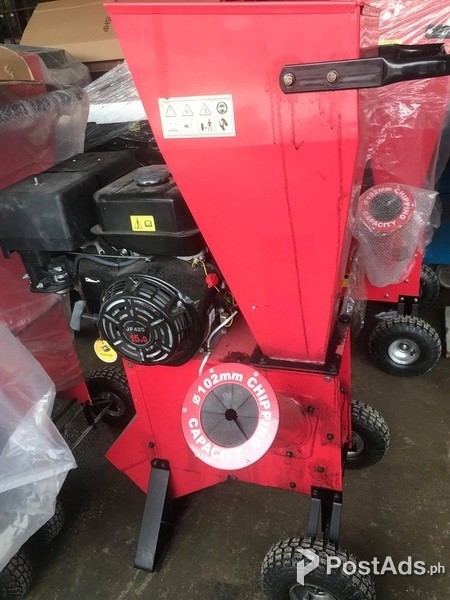 BRAND NEW WOOD CHIPPER FOR SALE