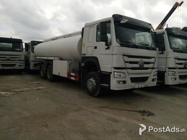 10 Wheeler HOWO A7 Water Truck, 371HP, 20KL.l..